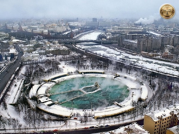 Бассейн Москва