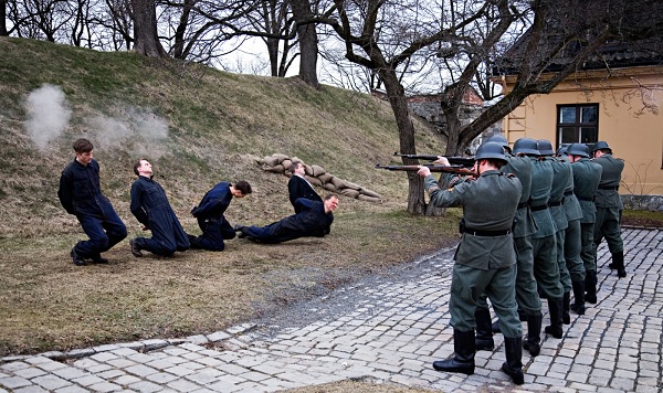 Расстрел туристов