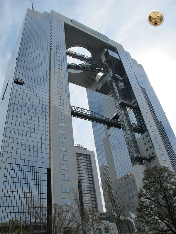 Небоскреб Umeda Sky Bilding