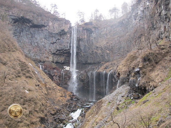 Водопад Кэгон в парке Никко