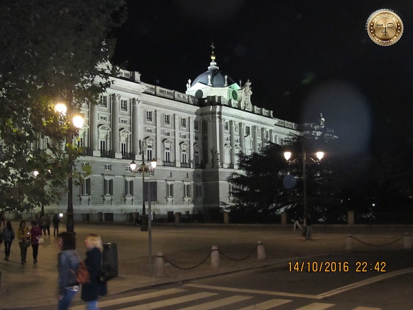 Королевский дворец